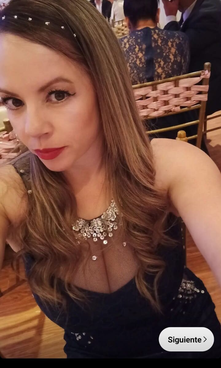 Alondra_foz 🌃 live cam