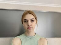 DinaRivera's Offline Chat Room