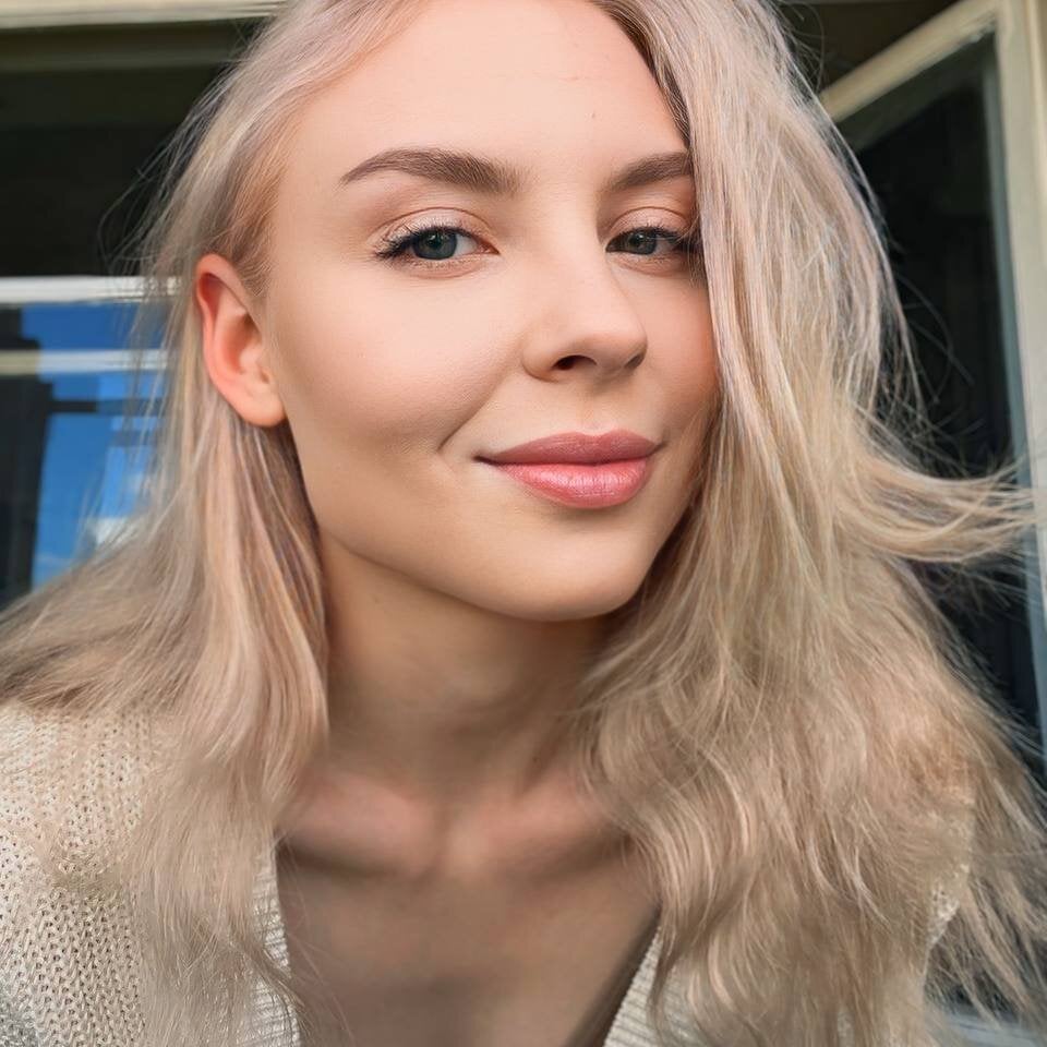 ElwineBiglow profile