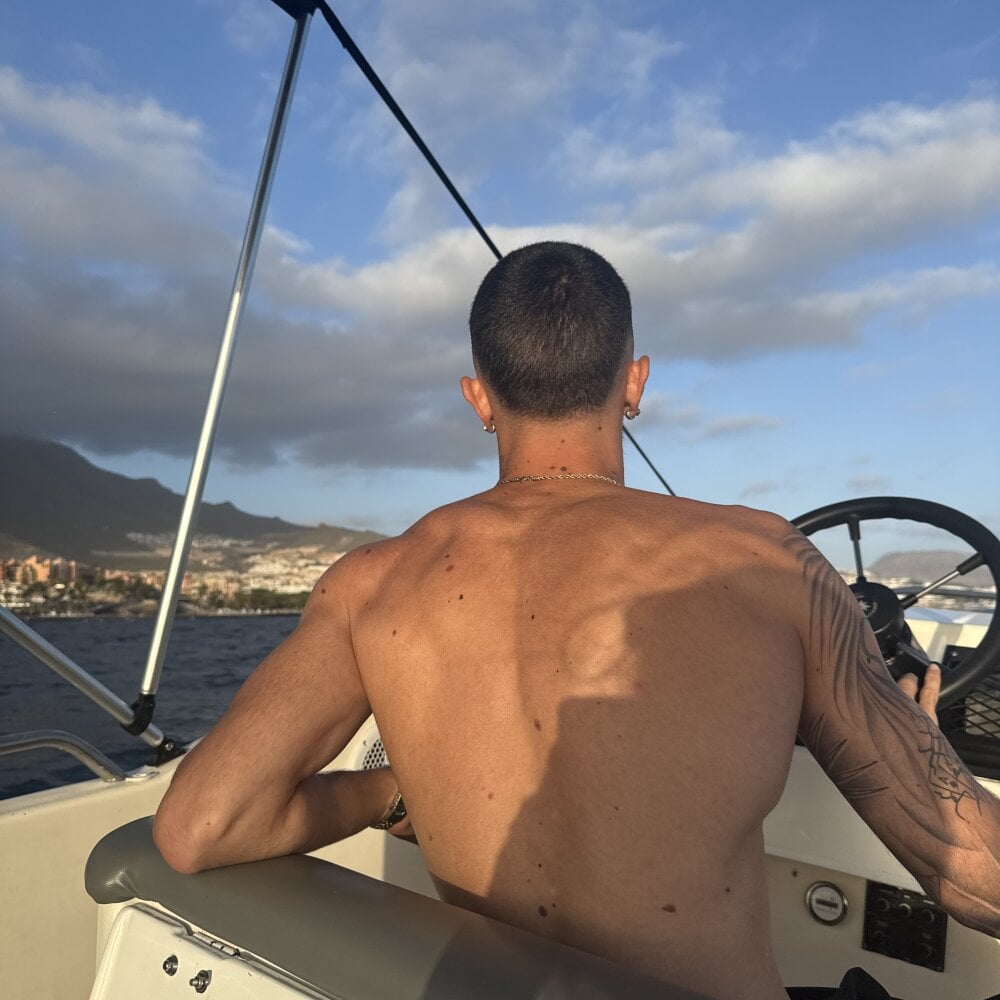 898samuel from stripchat