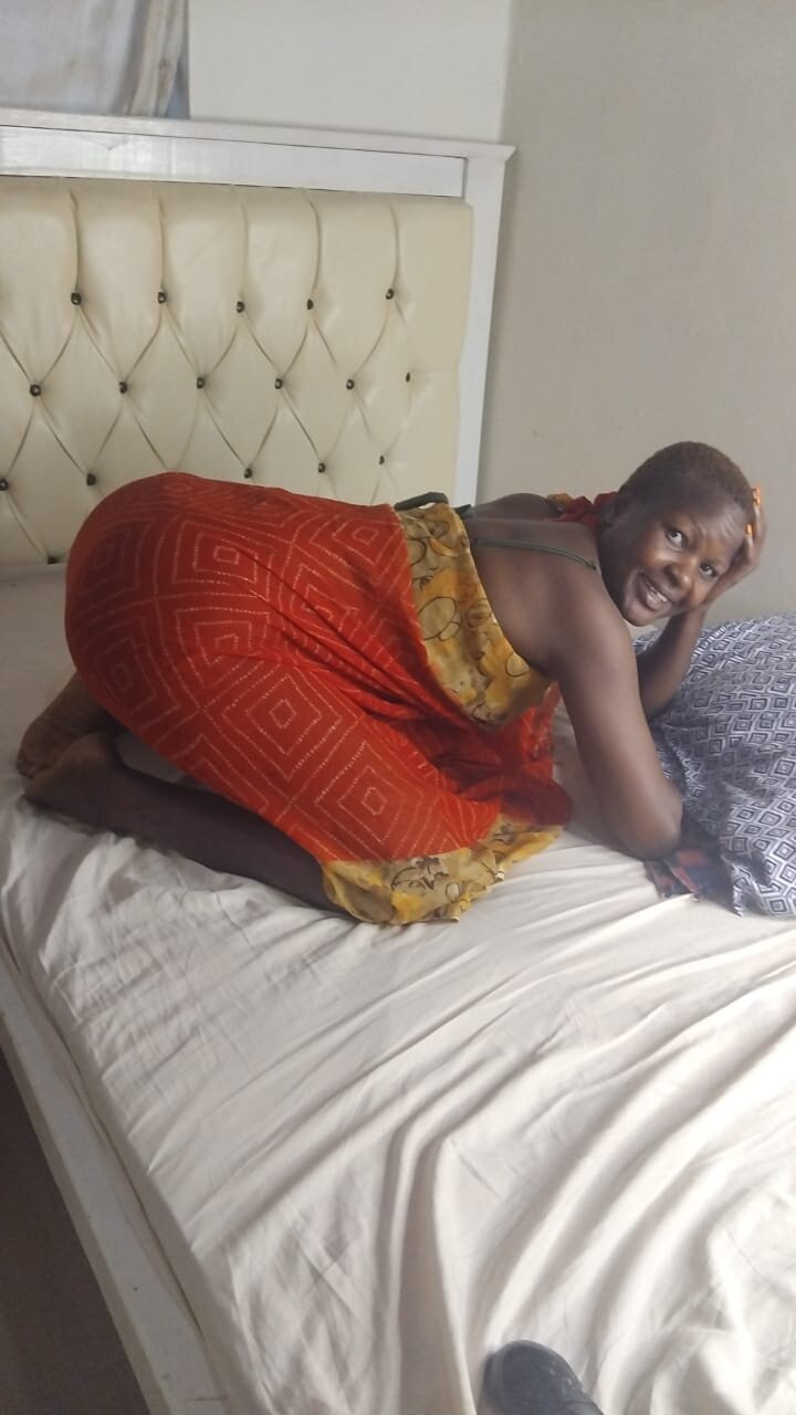 africanpetite001