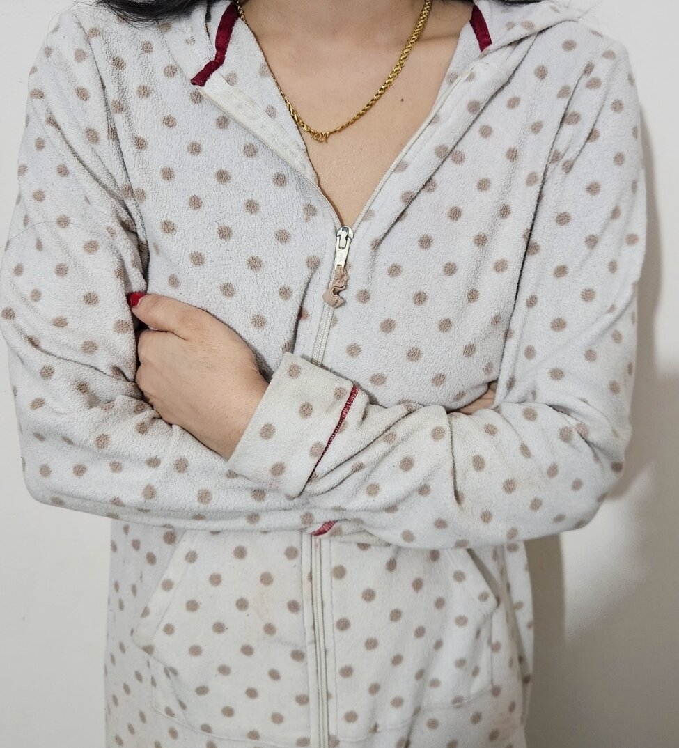 simple-girl webcam profile - Malagasy