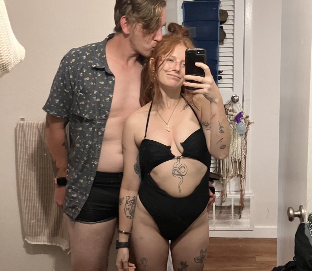 Live sex webcam photo for Jonahandsarah #289542144