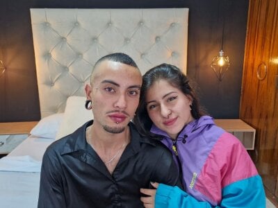 Nicol_and_Maxxx private show