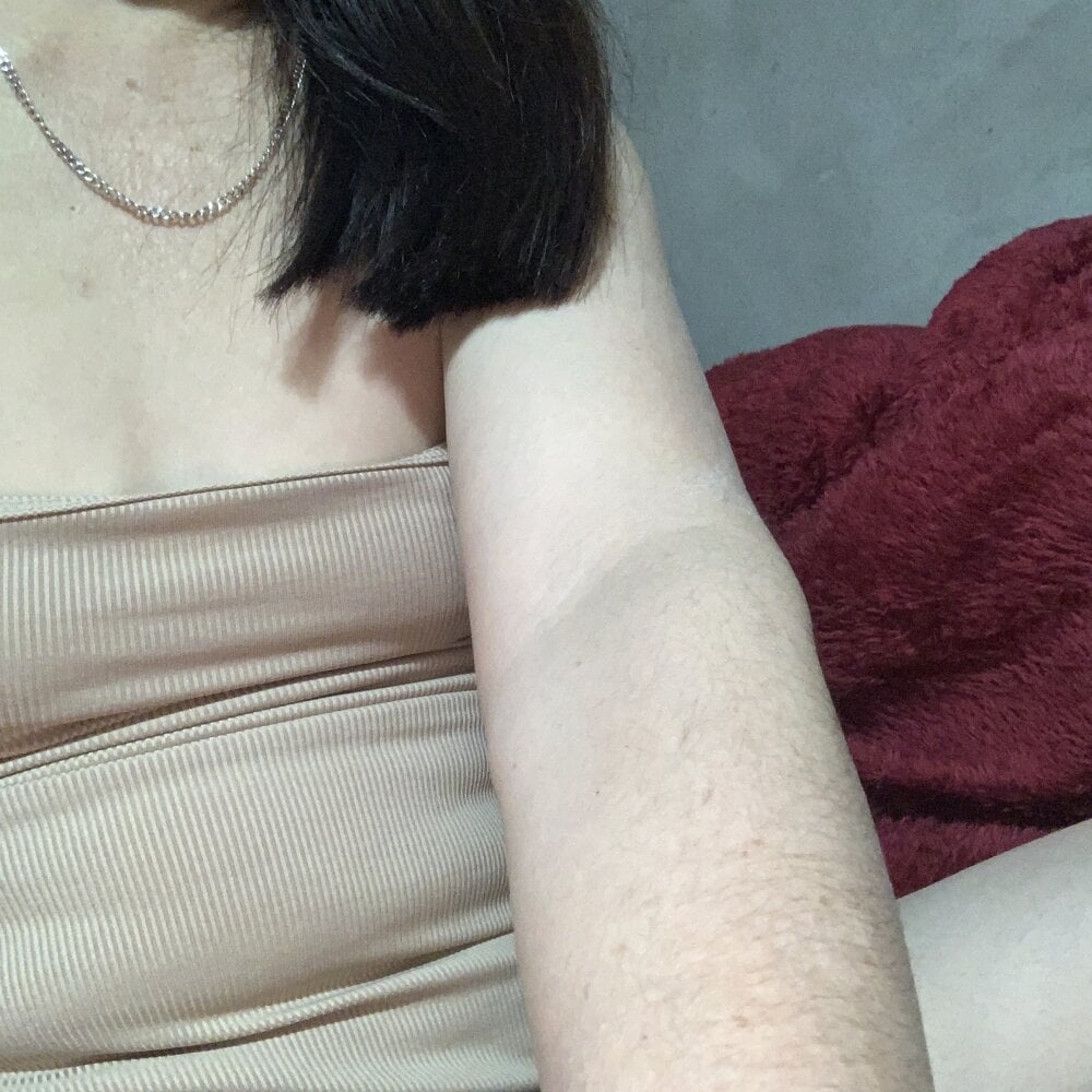 glamcambabes.com -mery- livesex profile in vietnamese cams