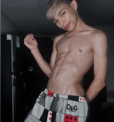 Tonny_twink_ Male Handjob Free Cam XXX