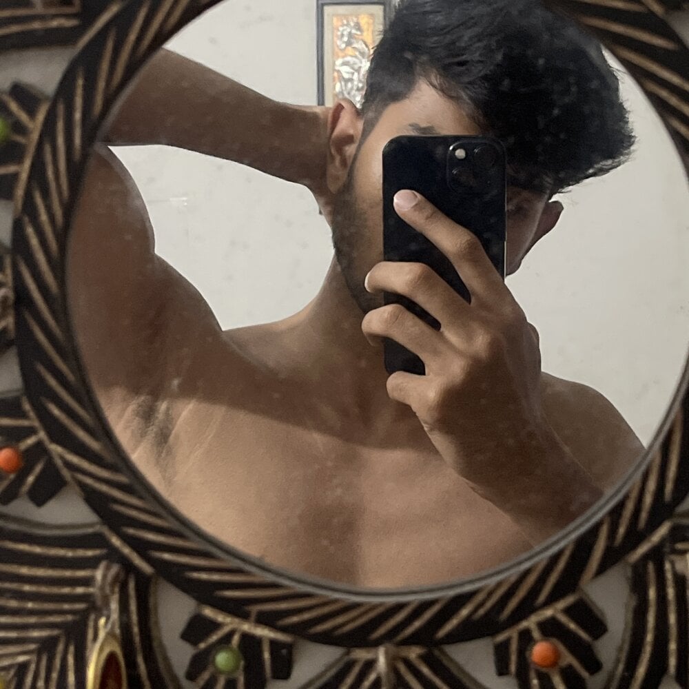 hardbuoy69 from stripchat