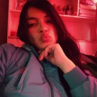 Carrie_cooper_'s Offline Chat Room