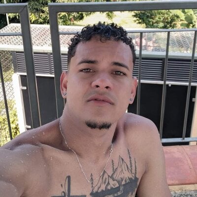 Anthuan_Hernan Male Hd Nude Webcam
