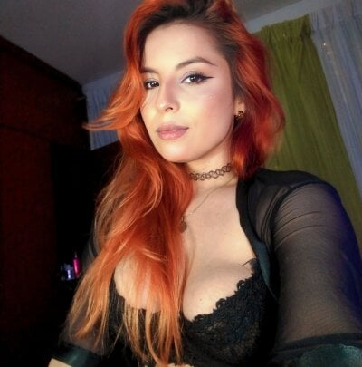 sweet_daphne16 from stripchat