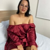 abril15_'s Offline Chat Room