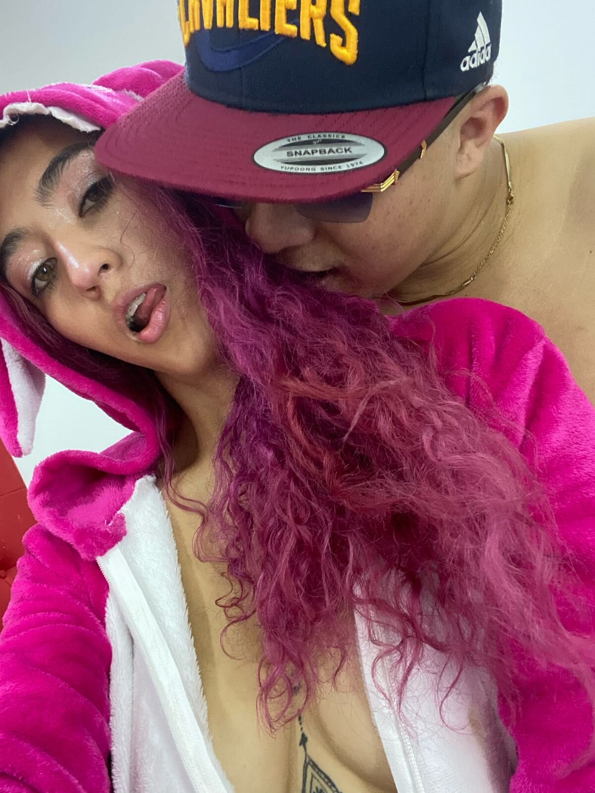 victoria_and_deiby