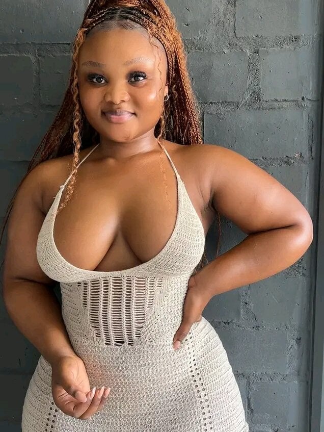 chatnmate.com moon_gyal livesex profile in in-the-kitchen cams