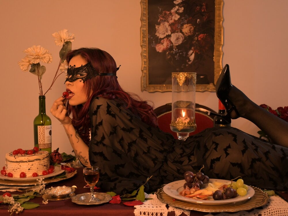 stripchat rosse_98_ webcam profile pic via sexcityguide.com