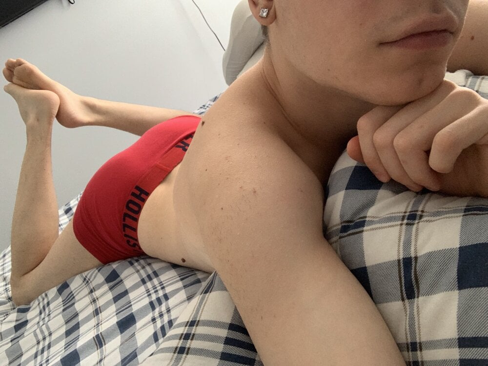 Sala de chat off-line de 9InchCollegeBoy