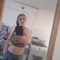 maelis_Avelle's webcam live show