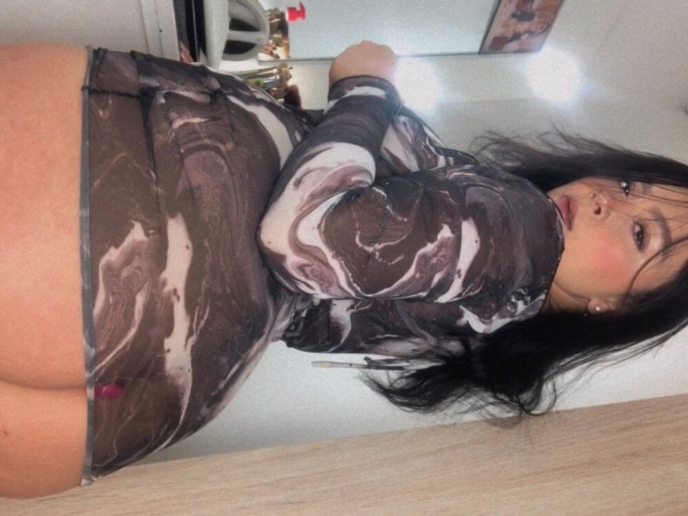 Abigail_Cowen's Offline XXX Chat