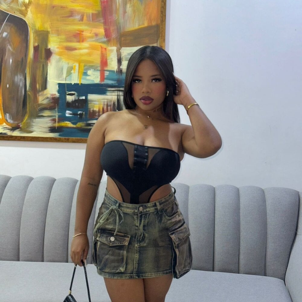 onaircams.com victoria_miller10 livesex profile in live-now-in-greece cams