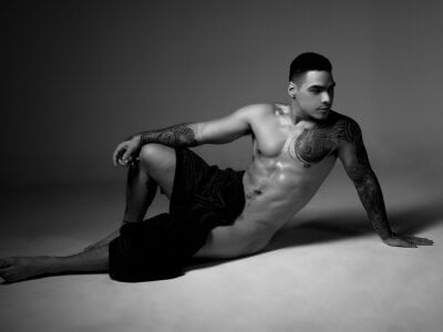 Steven_Velez Male Ejaculation Nude Webcam