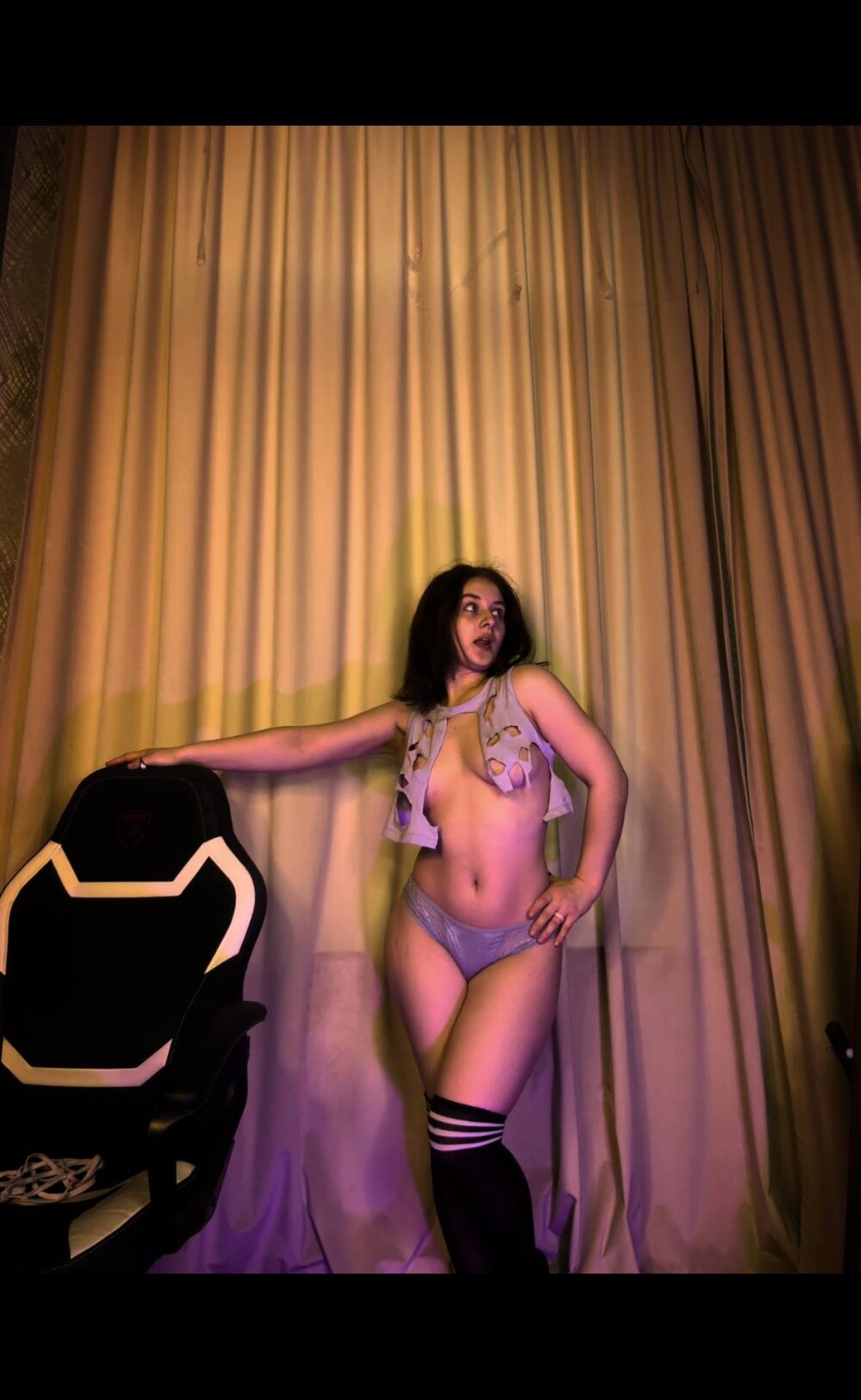 Živý XXX chat asswederra