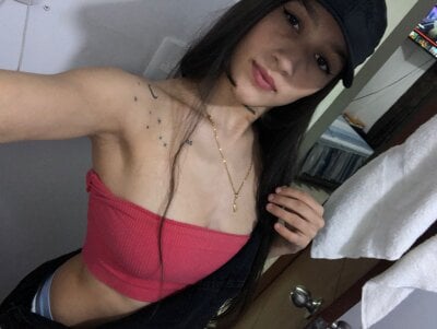 Camila_Vanegas on StripChat