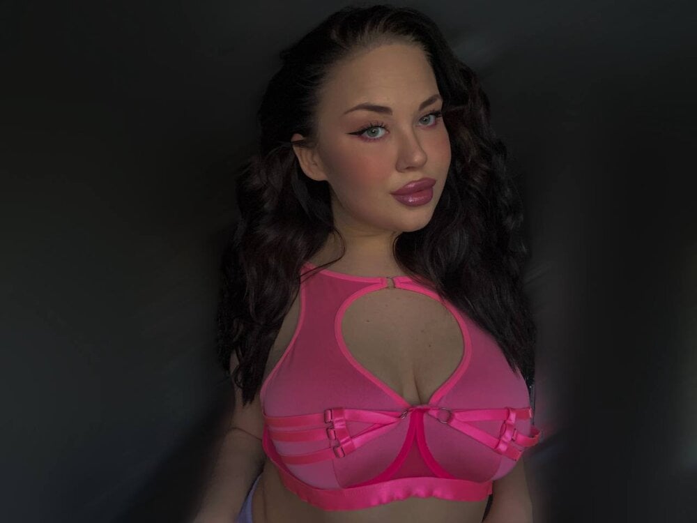 watchgirlcam.com adorable_polly livesex profile in in-a-country-where-there-are-endless-sweets cams