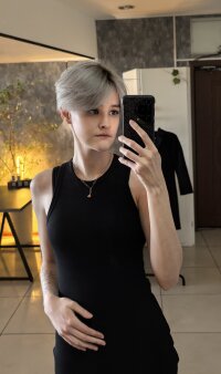 KrystalxHarper's Offline Chat Room