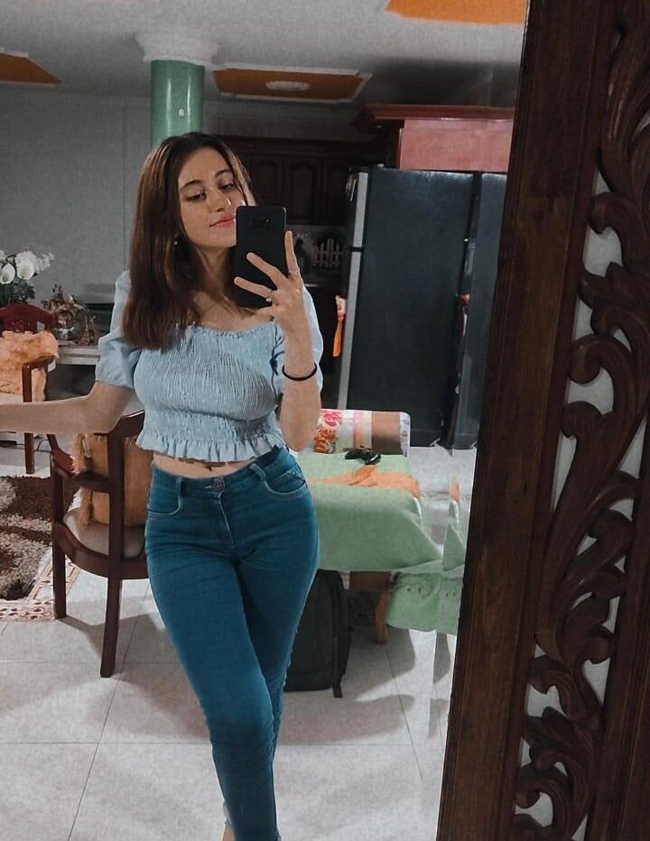 lizzy_nassayo 💿 live nude stream
