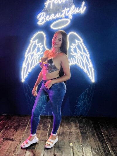 samanta_simons22 Avatar