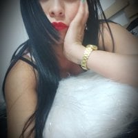 Lupita_sex96's Offline Chat Room