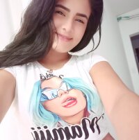 biuritiful_ariadna's Offline Chat Room