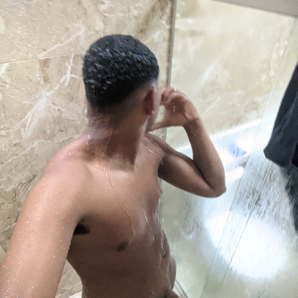 desconhecid02025's Offline XXX Chat