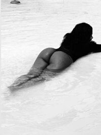 Shiru_torres's webcam live show