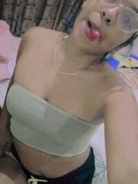 Offline chatovací místnost alyssa_fiery