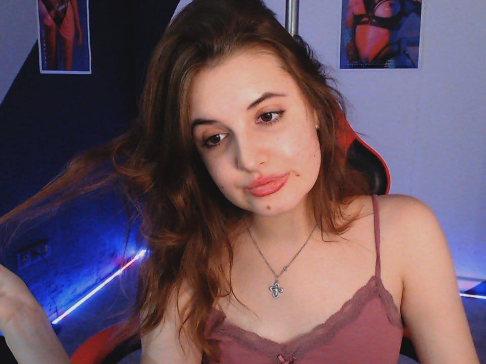 Live sex webcam photo for Liza_Sky #286815946