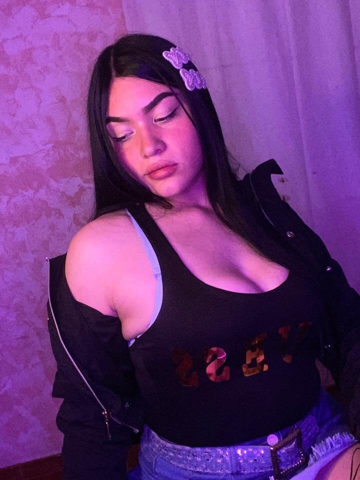 Sofia_bonbom profile