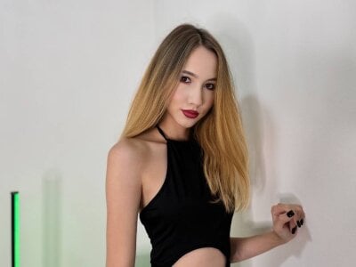 MilaHall_ nude on cam A