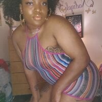 Carmenlexxie's Offline Chat Room
