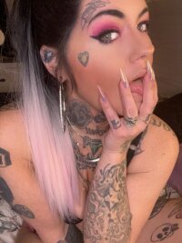 Xtattooprincess' Offline XXX Chat