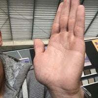 sempreumaaventura's Offline Chat Room