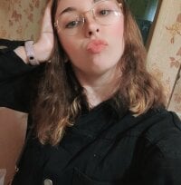Strawberry_kay's Offline Chat Room