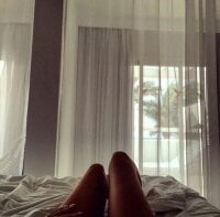 NelliBloomm's webcam live show