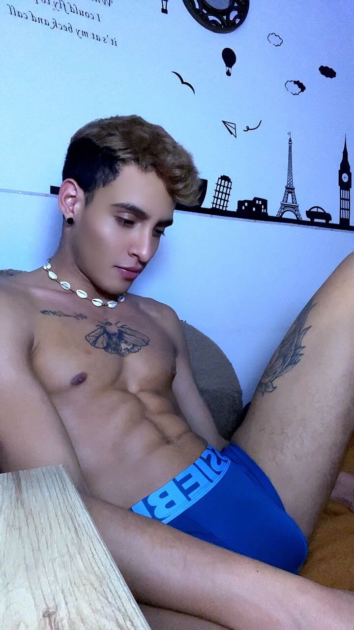 MikeLatinHot