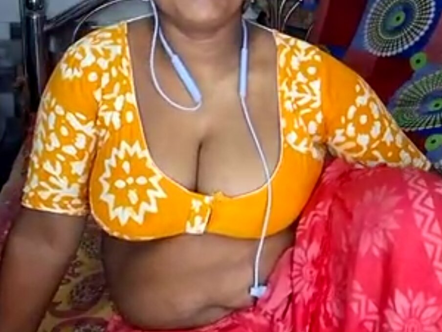 Soniyahotyy's most recent online preview