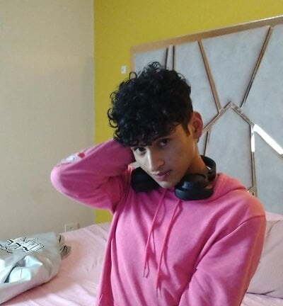 Axel_Hilton - Stripchat Lovense Blowjob Cam2cam Boy 