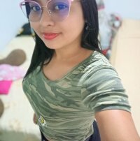 anny_swwet12's Offline XXX Chat
