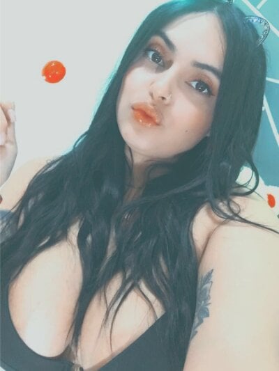 dulce_doll1 Live Cam on StripChat