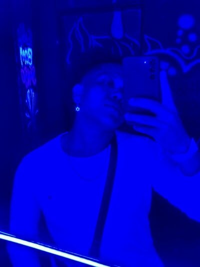 Dotzonaleste Male New XXX Webcam