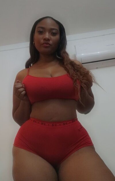 Curvyebonyy1 - Stripchat Lovense Blowjob Cam2cam Girl 