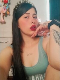 penelope_v's Offline Chat Room